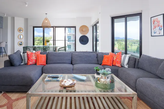 Apartment 4D · Las Olas Tower 1