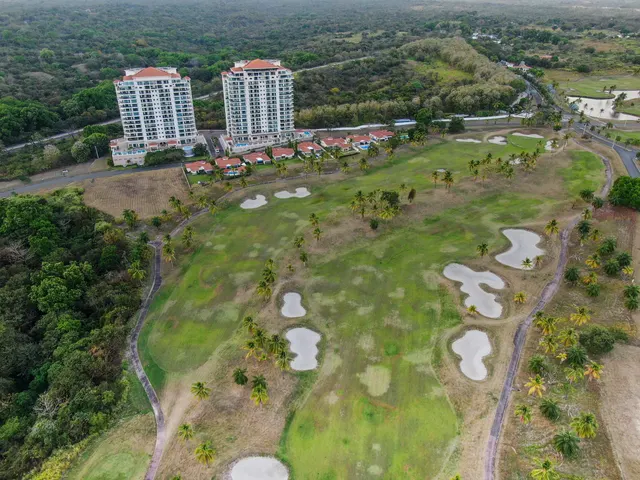 Apartment 4D · Las Olas Tower 1 9