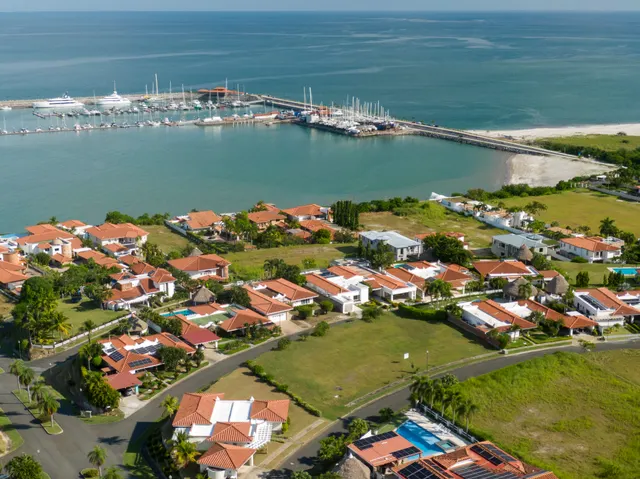 Vista Mar Ocean-View Lot 2