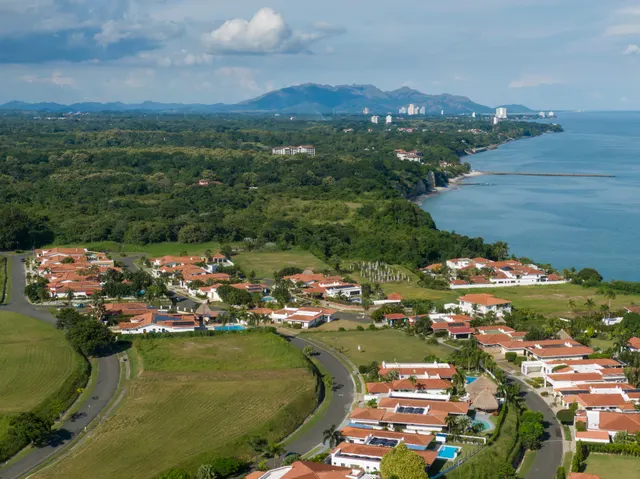Vista Mar Ocean-View Lot