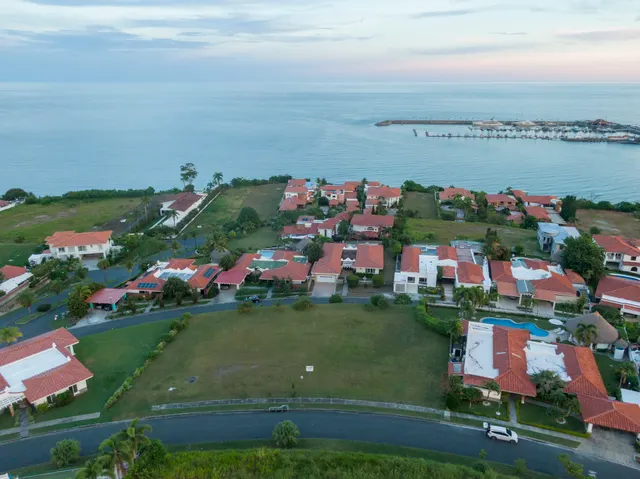 Vista Mar Ocean-View Lot 7